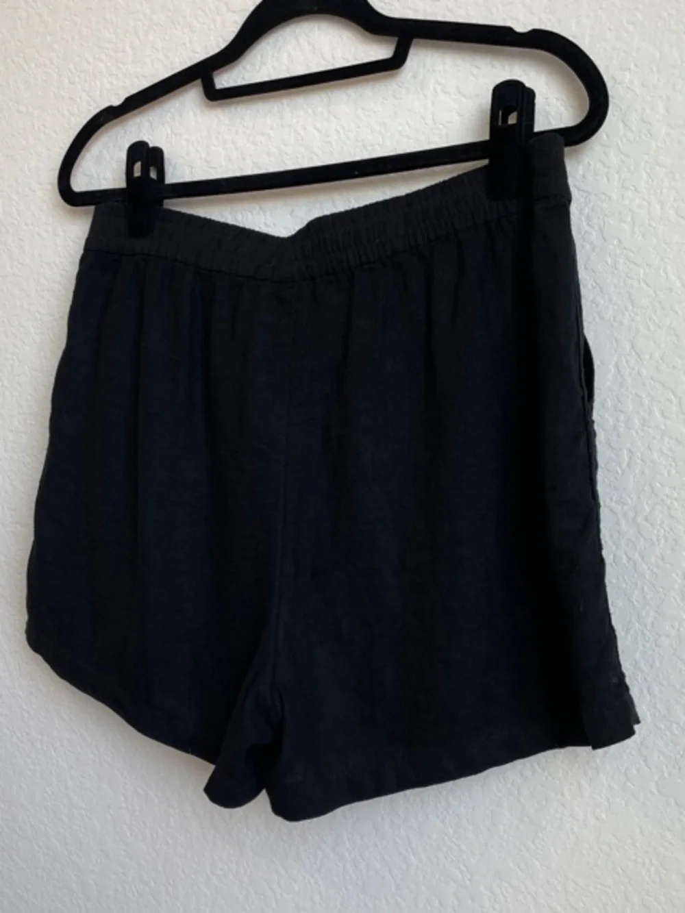 J. CREW • Linen-Blend, High-Waist Elastic w/Drawstring Black Shorts • Medium